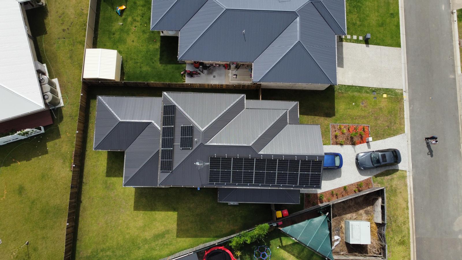 Home solar - SolarYoot Instagram